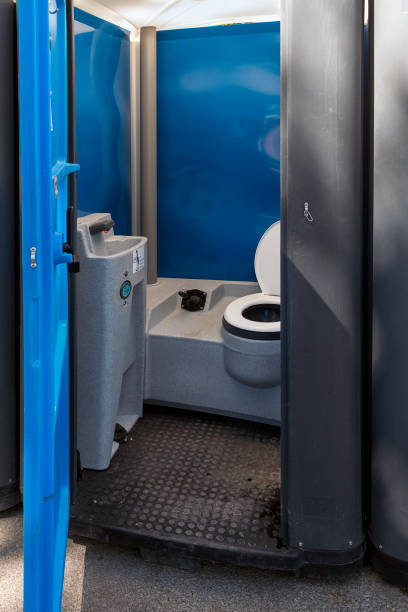 Porta potty delivery and setup in Hughesville, PA